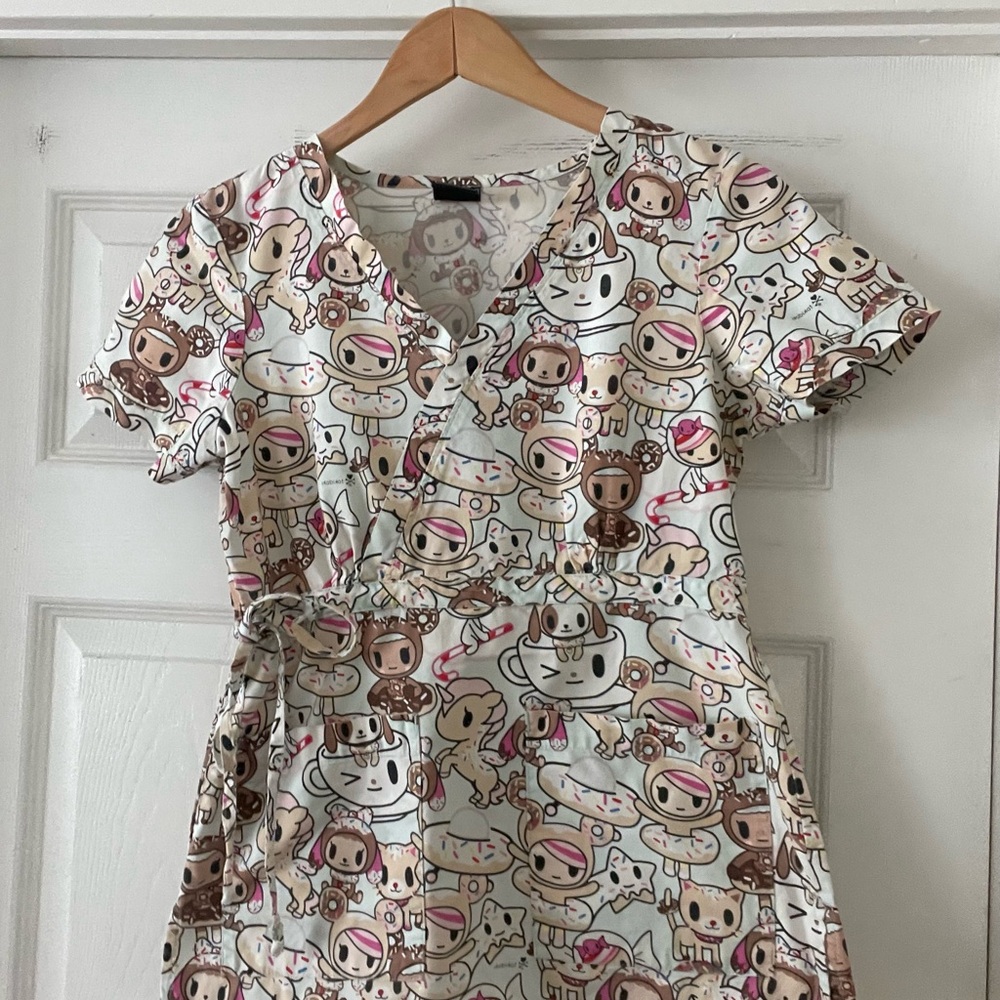 ✨ Tokidoki by Koi Scrub Top – XS ✨